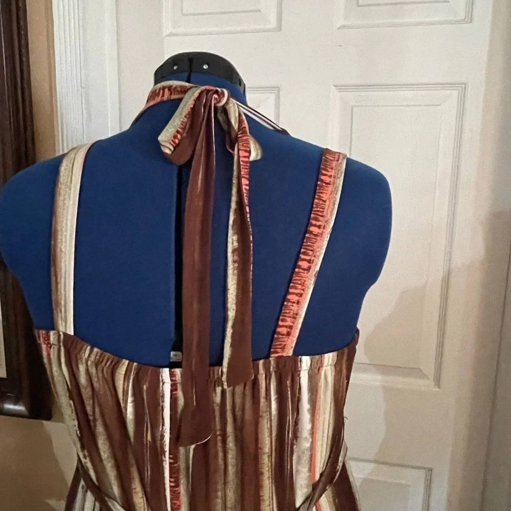 Beautiful Avenue Striped halter style Maxi dress 2X 18-20 🌺A - Picture 8 of 9